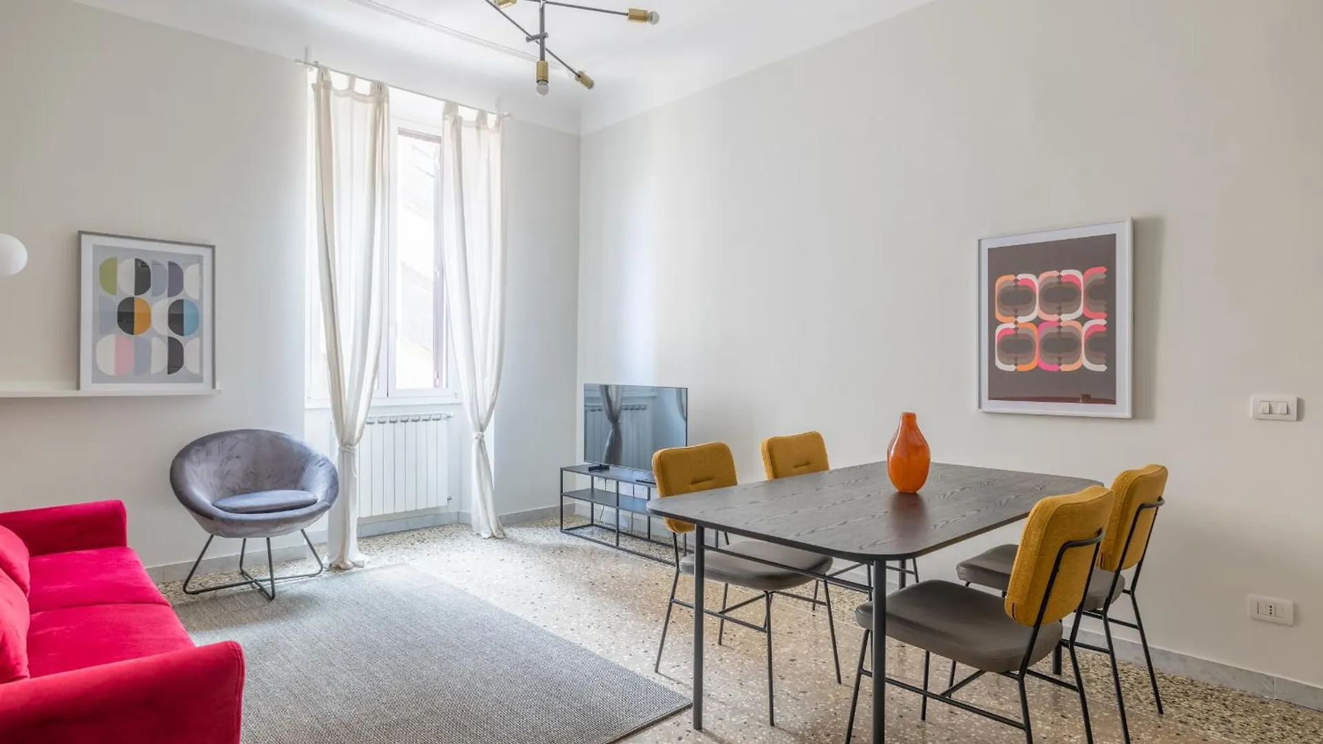 Design Apartment In Prati Rome
