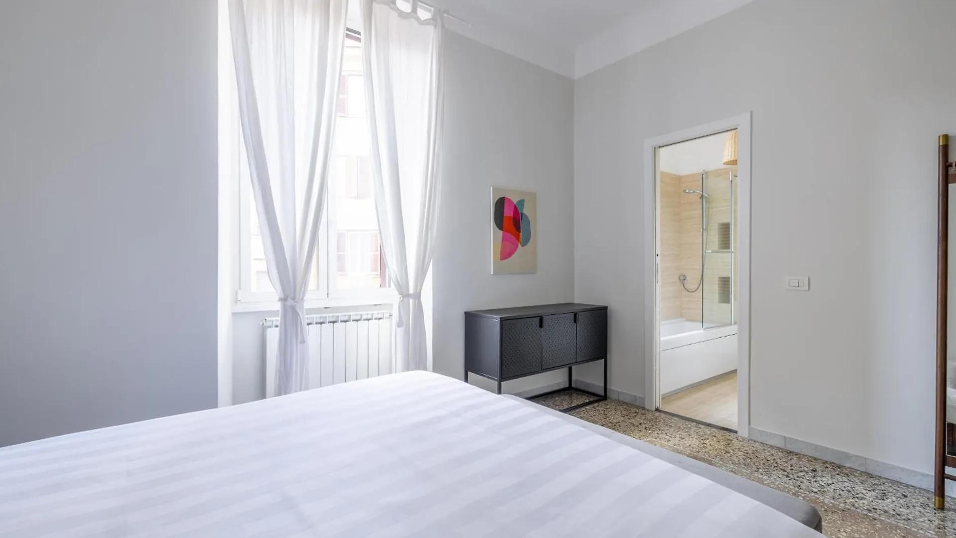 Design Apartment In Prati Rome